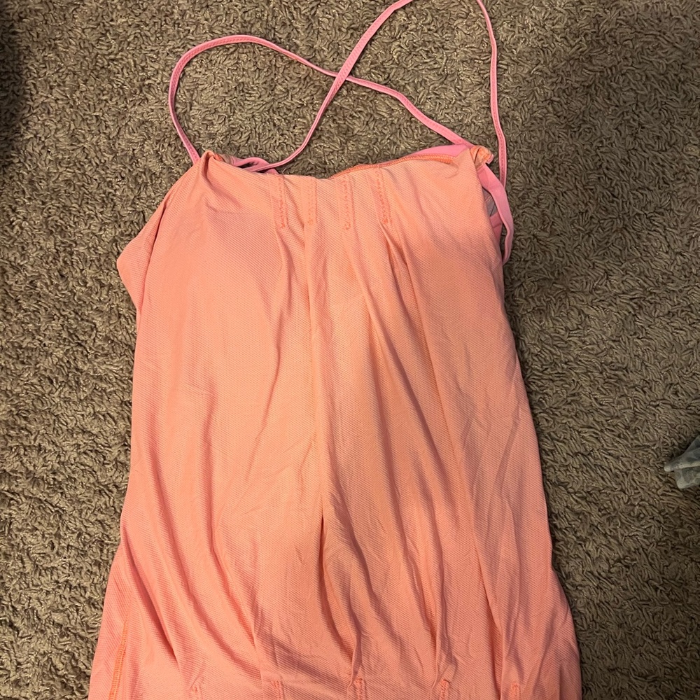 Size 6 Lululemon tank